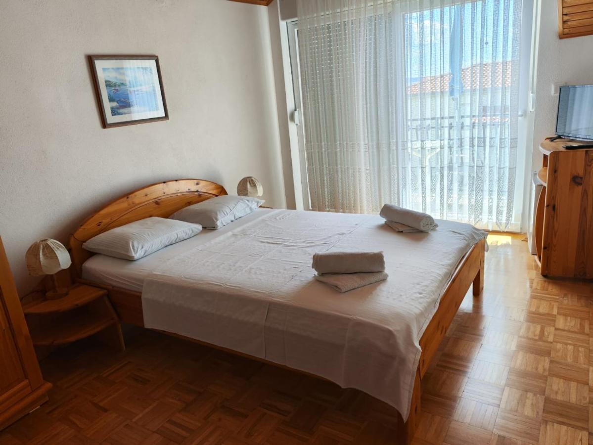 Niko Apartment Podstrana