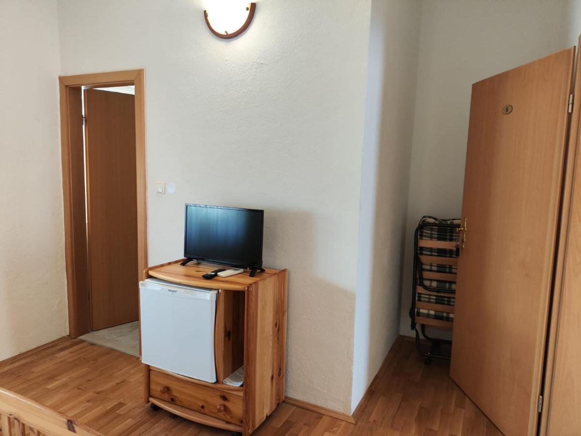 Niko Apartment Podstrana
